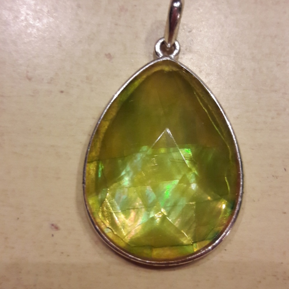 Pendant - Picture 3 of 5